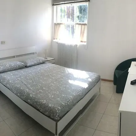 Gæstehus Gli Oleandri