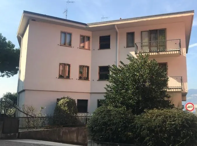 Vendégház Gli Oleandri