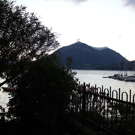 Gasthuis Gli Oleandri Bellano